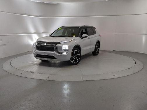 2024 Mitsubishi Outlander SEL