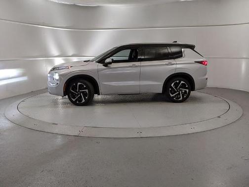 2024 Mitsubishi Outlander SEL