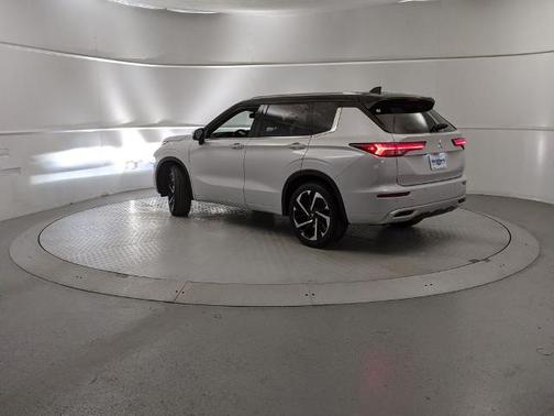2024 Mitsubishi Outlander SEL