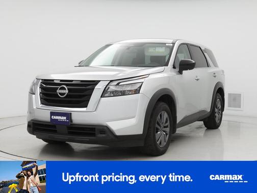 2024 Nissan Pathfinder S