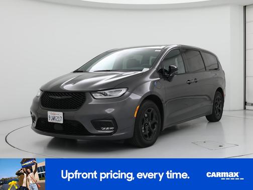 2023 Chrysler Pacifica Hybrid Limited