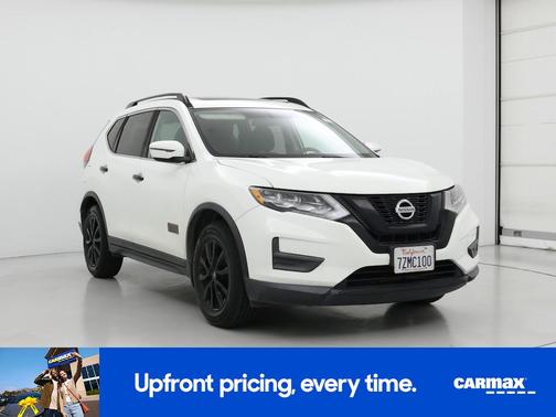 White 2017 Nissan Rogue SV