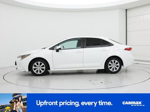 White 2020 Toyota Corolla LE