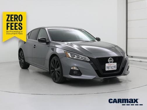 Gray 2022 Nissan Altima SR