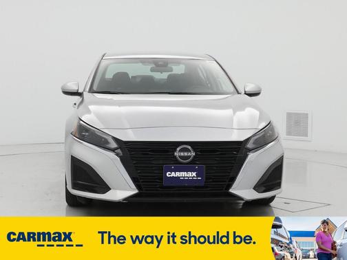 2023 Nissan Altima SV