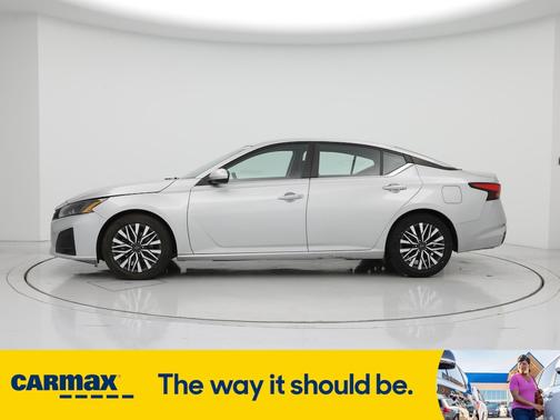 2023 Nissan Altima SV