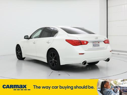 2017 INFINITI Q50 Premium