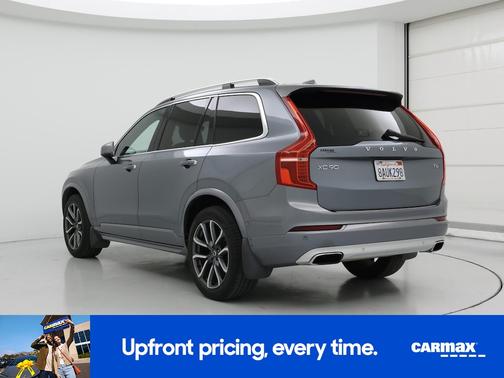 2017 Volvo XC90 T6 Momentum