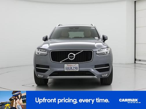 2017 Volvo XC90 T6 Momentum