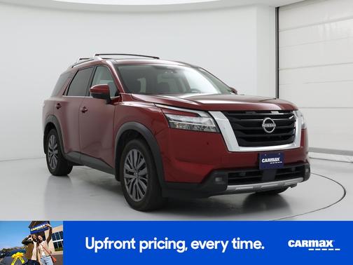 2022 Nissan Pathfinder SL