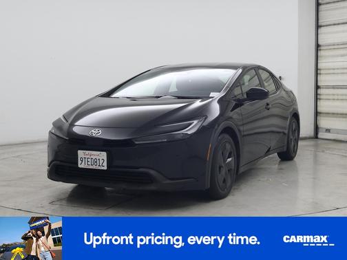 2025 Toyota Prius LE