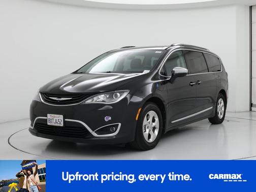 2018 Chrysler Pacifica Hybrid Limited