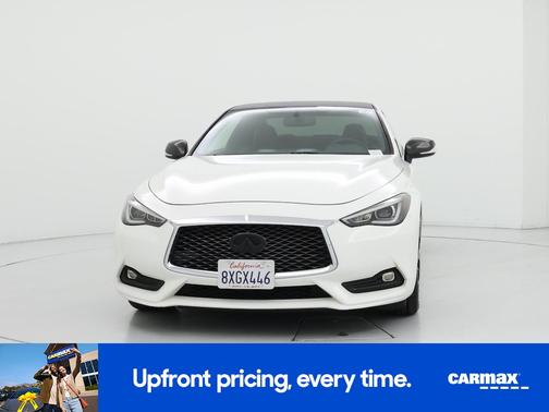 2017 INFINITI Q60 Sport