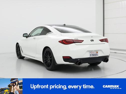 2017 INFINITI Q60 Sport