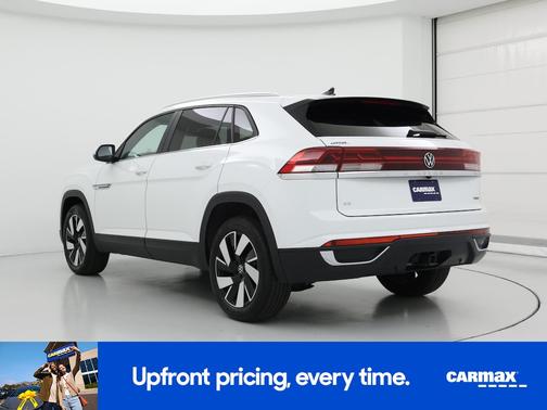 2025 Volkswagen Atlas Cross Sport SE w/Tech
