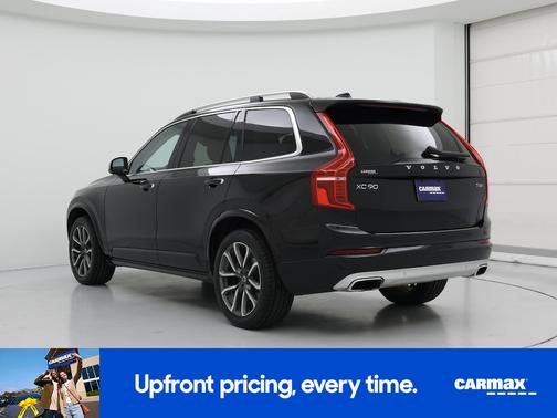 2019 Volvo XC90 T6 Momentum
