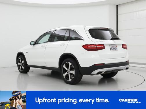 White 2019 Mercedes-Benz GLC 350e