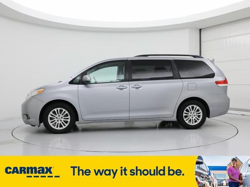 2014 Toyota Sienna XLE