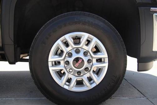 2025 GMC Sierra 2500 SLE