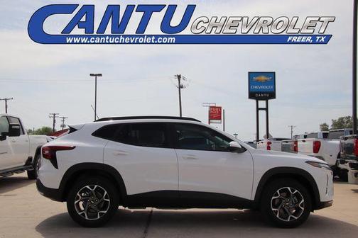 Summit White 2026 Chevrolet Trax LT