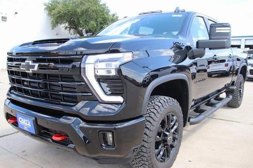 2025 Chevrolet Silverado 3500 LT