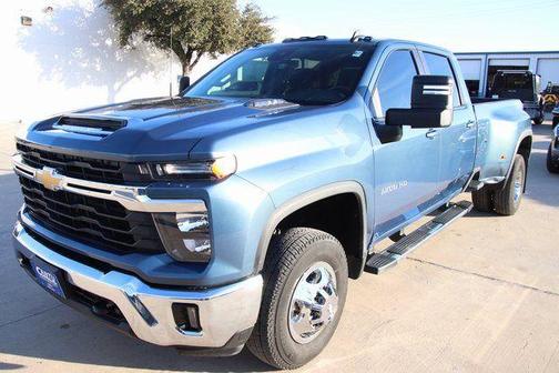 2025 Chevrolet Silverado 3500 LT