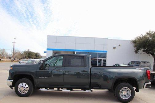 2026 Chevrolet Silverado 3500 LT