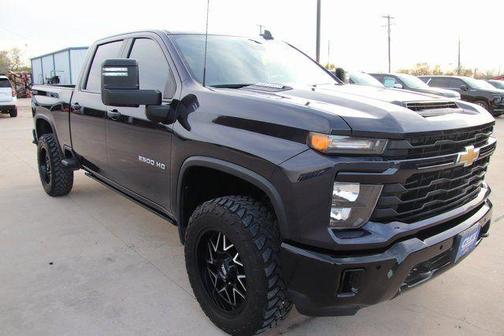 2024 Chevrolet Silverado 2500 Custom