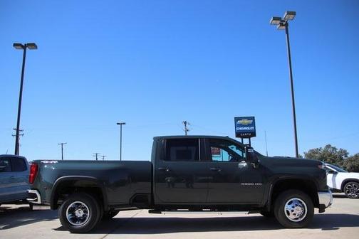 2026 Chevrolet Silverado 3500 LT