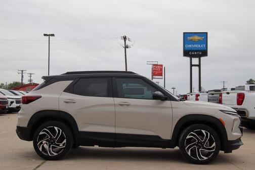 White Sand 2026 Chevrolet Trailblazer RS
