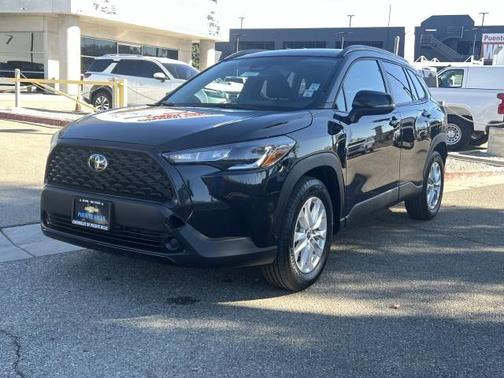 2025 Toyota Corolla Cross LE