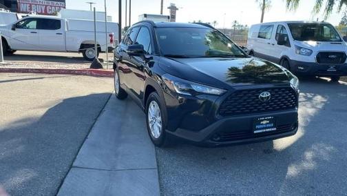 2025 Toyota Corolla Cross LE