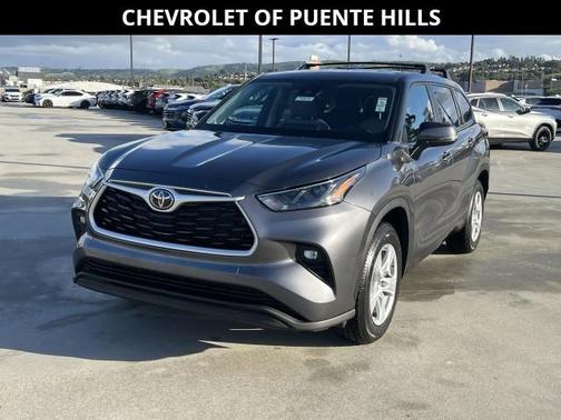 2023 Toyota Highlander LE