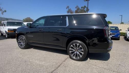2025 Chevrolet Suburban High Country