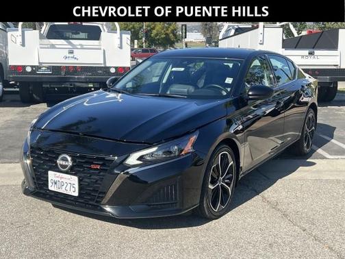 Black 2025 Nissan Altima SR