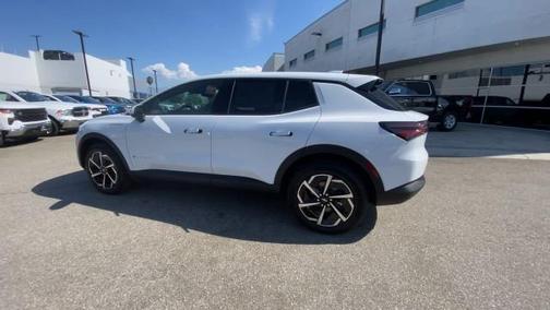 2026 Chevrolet Equinox EV LT 1