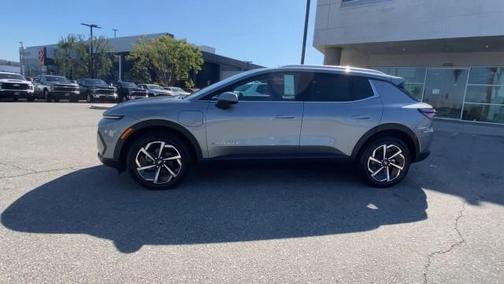 2026 Chevrolet Equinox EV LT 2
