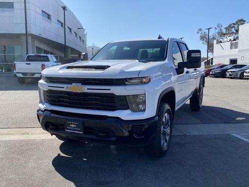 2026 Chevrolet Silverado 2500 Custom