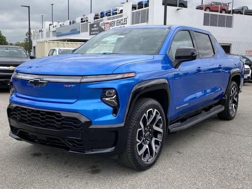 2025 Chevrolet Silverado EV RST