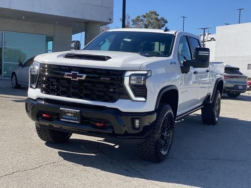 2026 Chevrolet Silverado 2500 ZR2