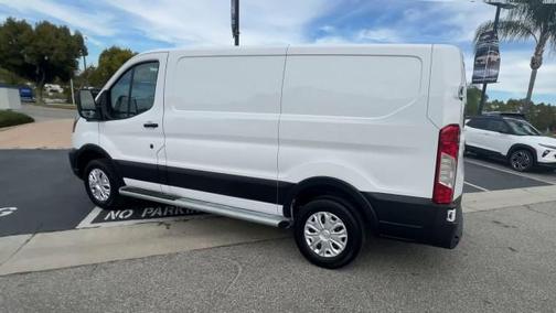 2024 Ford Transit-250 
