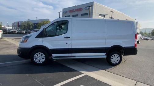 2023 Ford Transit-250 