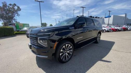 2025 Chevrolet Suburban High Country