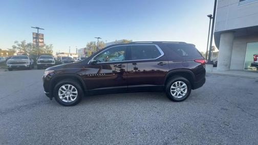 2021 Chevrolet Traverse LT Cloth