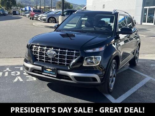 2025 Hyundai VENUE SEL