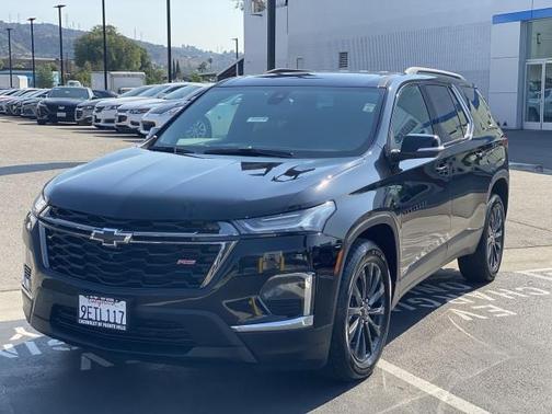 2023 Chevrolet Traverse RS