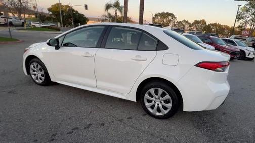 2025 Toyota Corolla Hybrid LE
