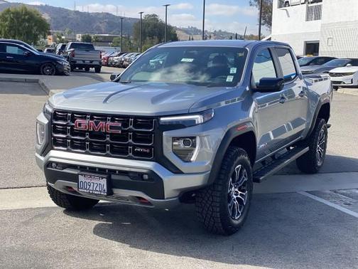 2024 GMC Canyon AT4