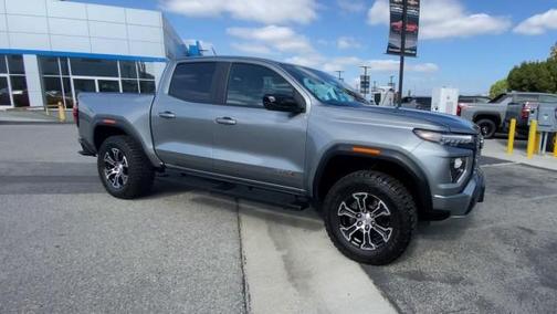 2024 GMC Canyon AT4