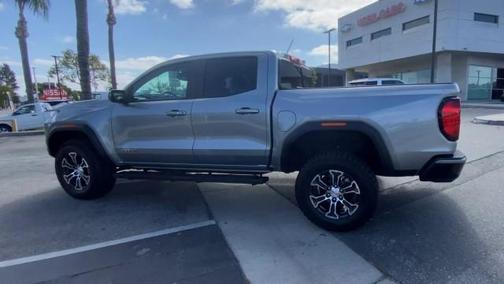 2024 GMC Canyon AT4